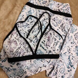 Demi lovato workout set